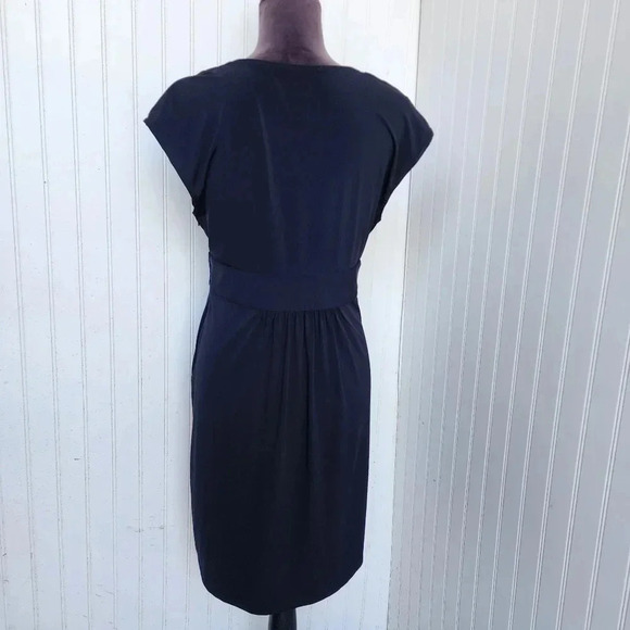 T Tahari Womens Sheath Knee Length Dress Blue Red Black Floral Stretch Zip Sz S - Picture 7 of 11